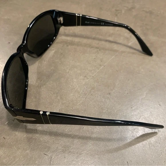 Persol Polarized Sunglasses - Picture 6 of 9